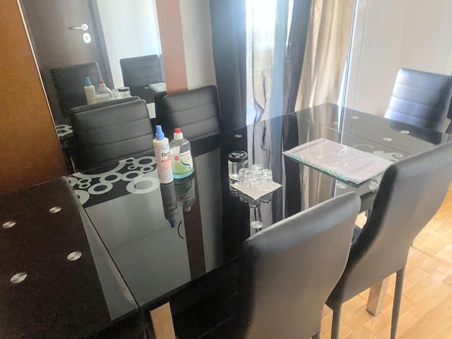 2Bdr Boutique Full Apt In Plaka Atene Esterno foto