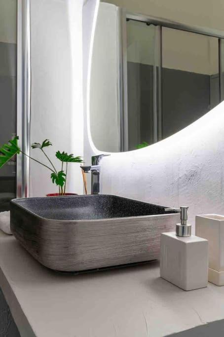 2Bdr Boutique Full Apt In Plaka Atene Esterno foto